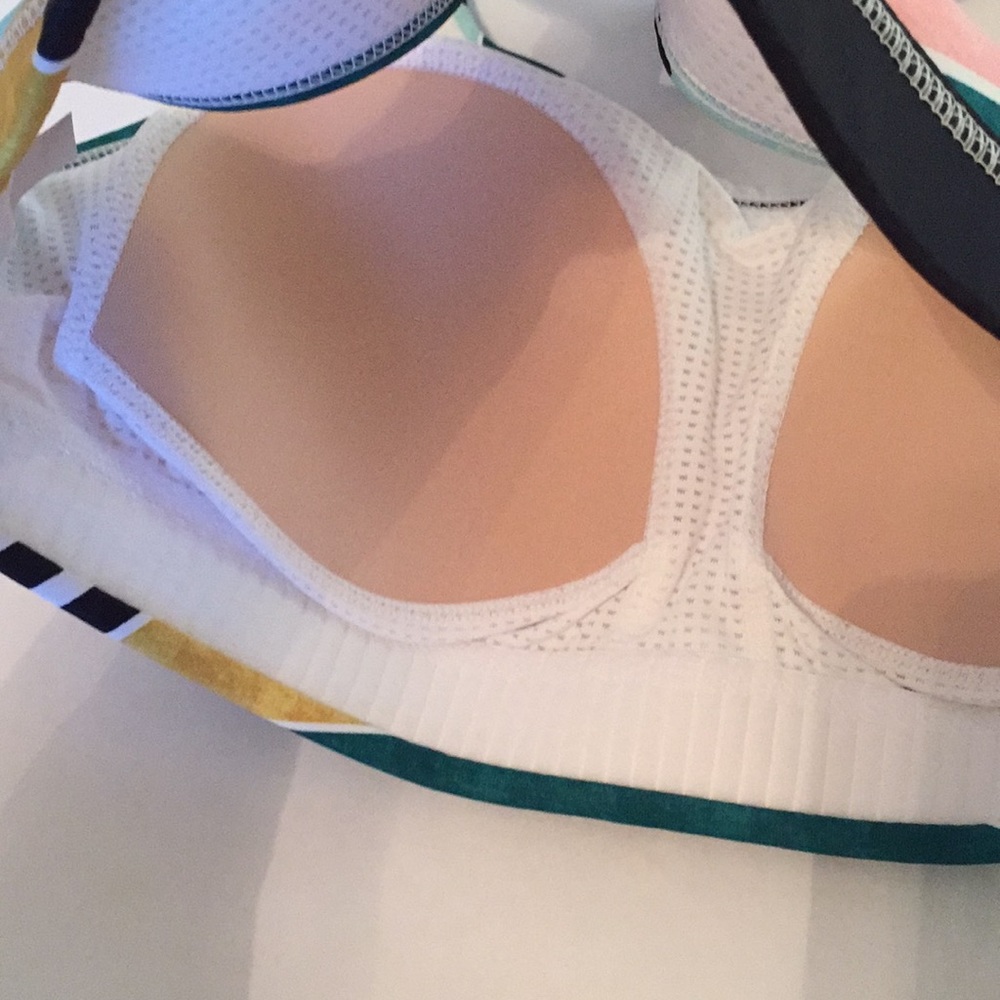 🆕 Fila Sport  multi color sports bra - Picture 4 of 4
